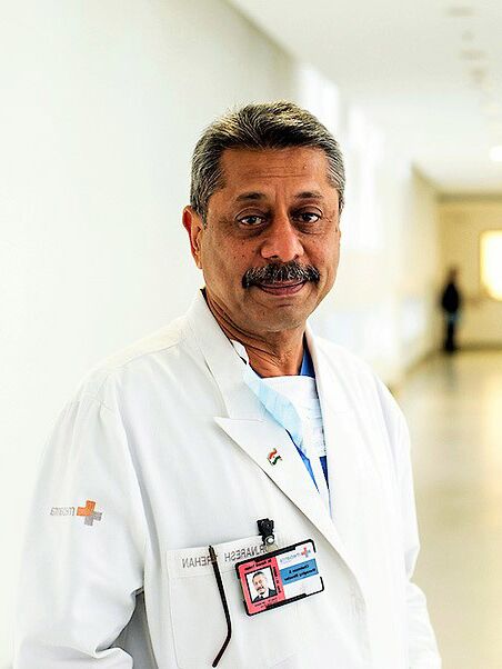 चिकित्सक उरोलोजिस्त Aditya